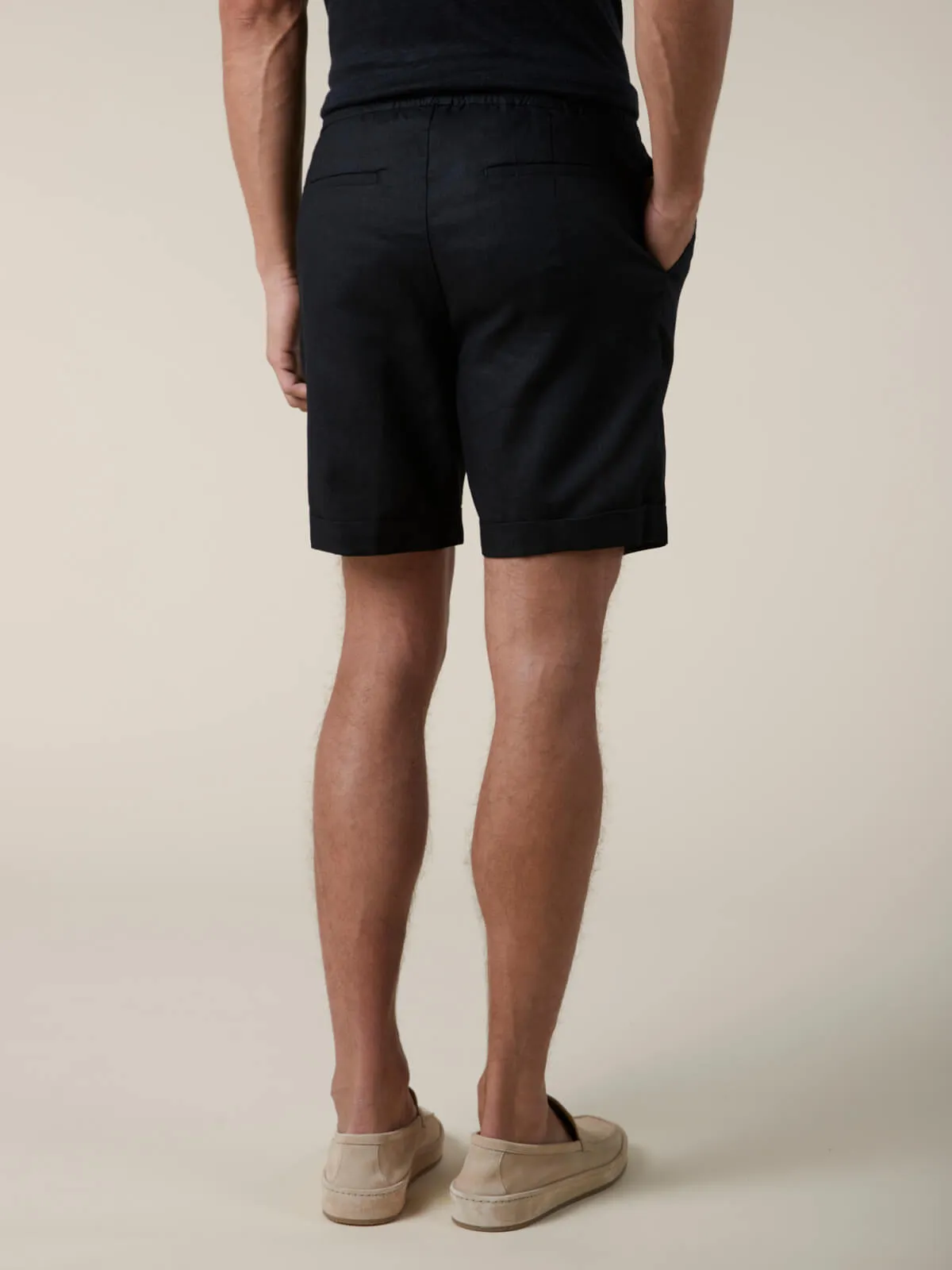 Black Linen Seaside Shorts