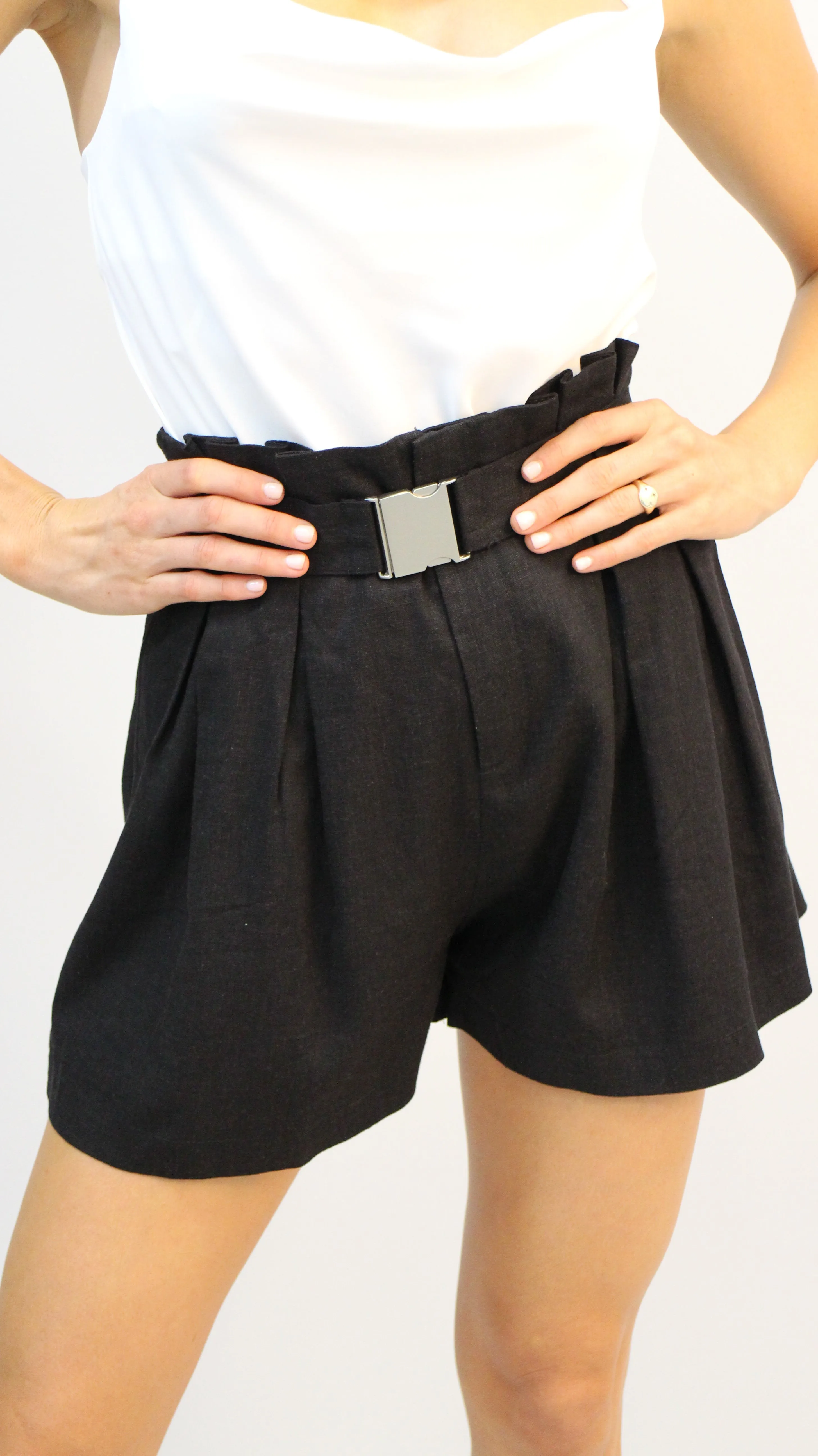 Coella Linen Shorts