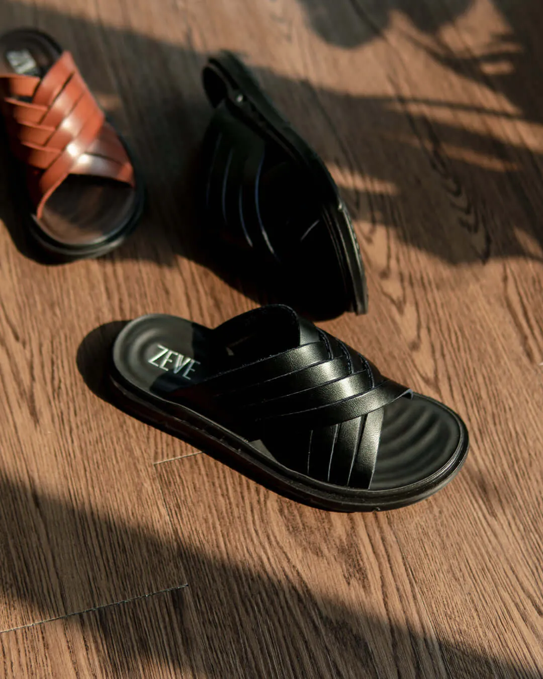 Faro Sandal - Black Leather