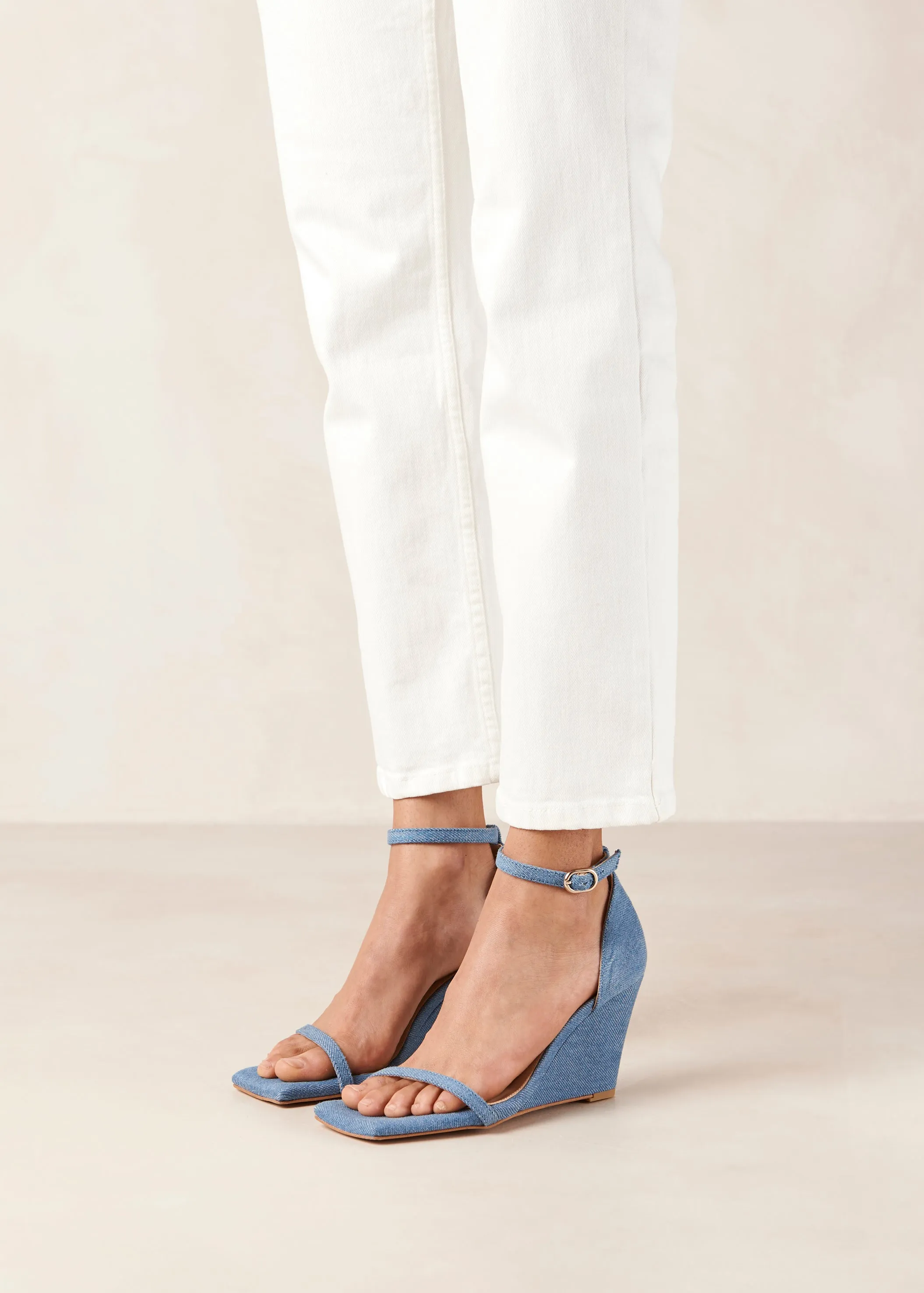 Gata Denim Blue Denim Sandals