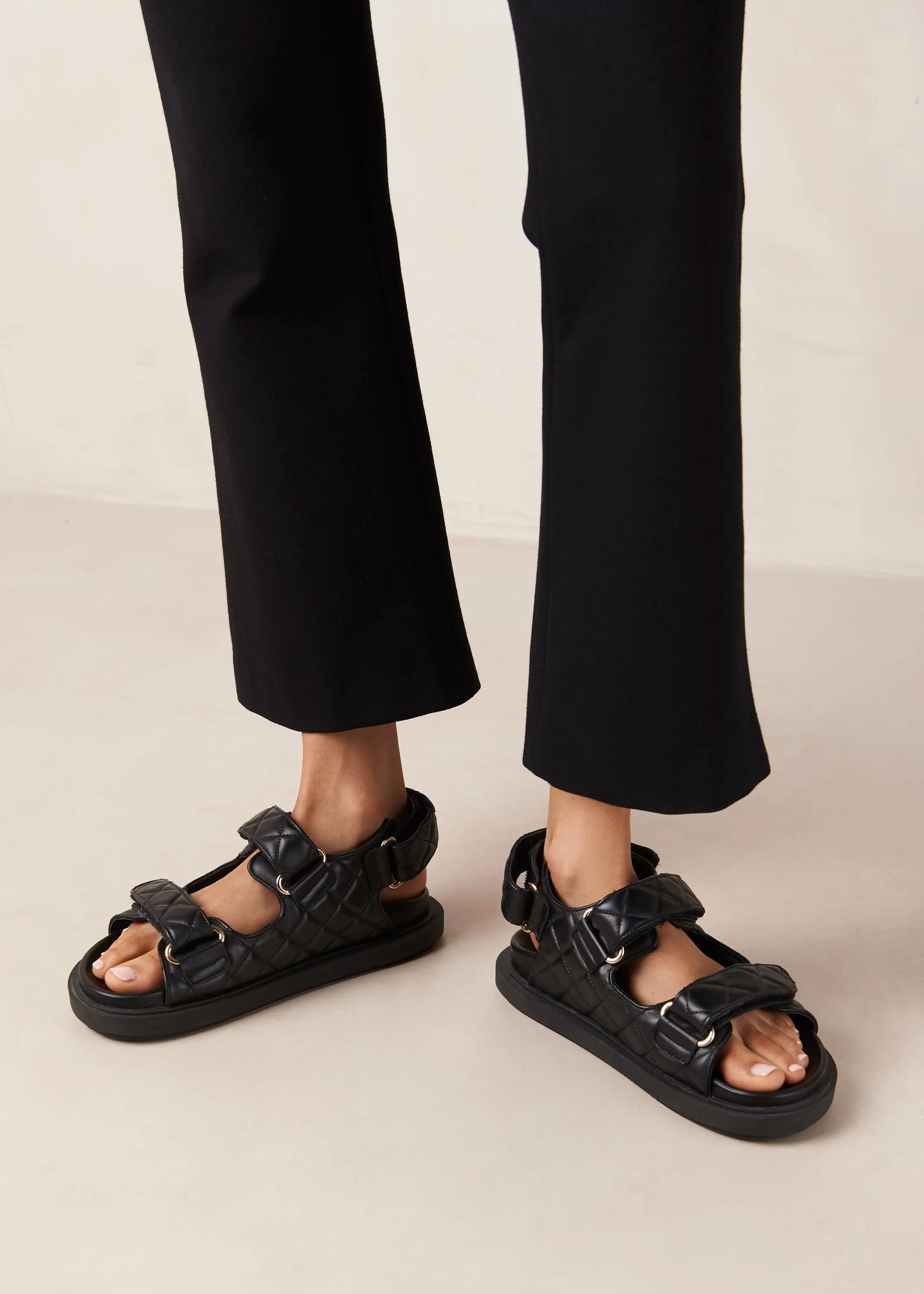 Hook-Loop Black Sandal