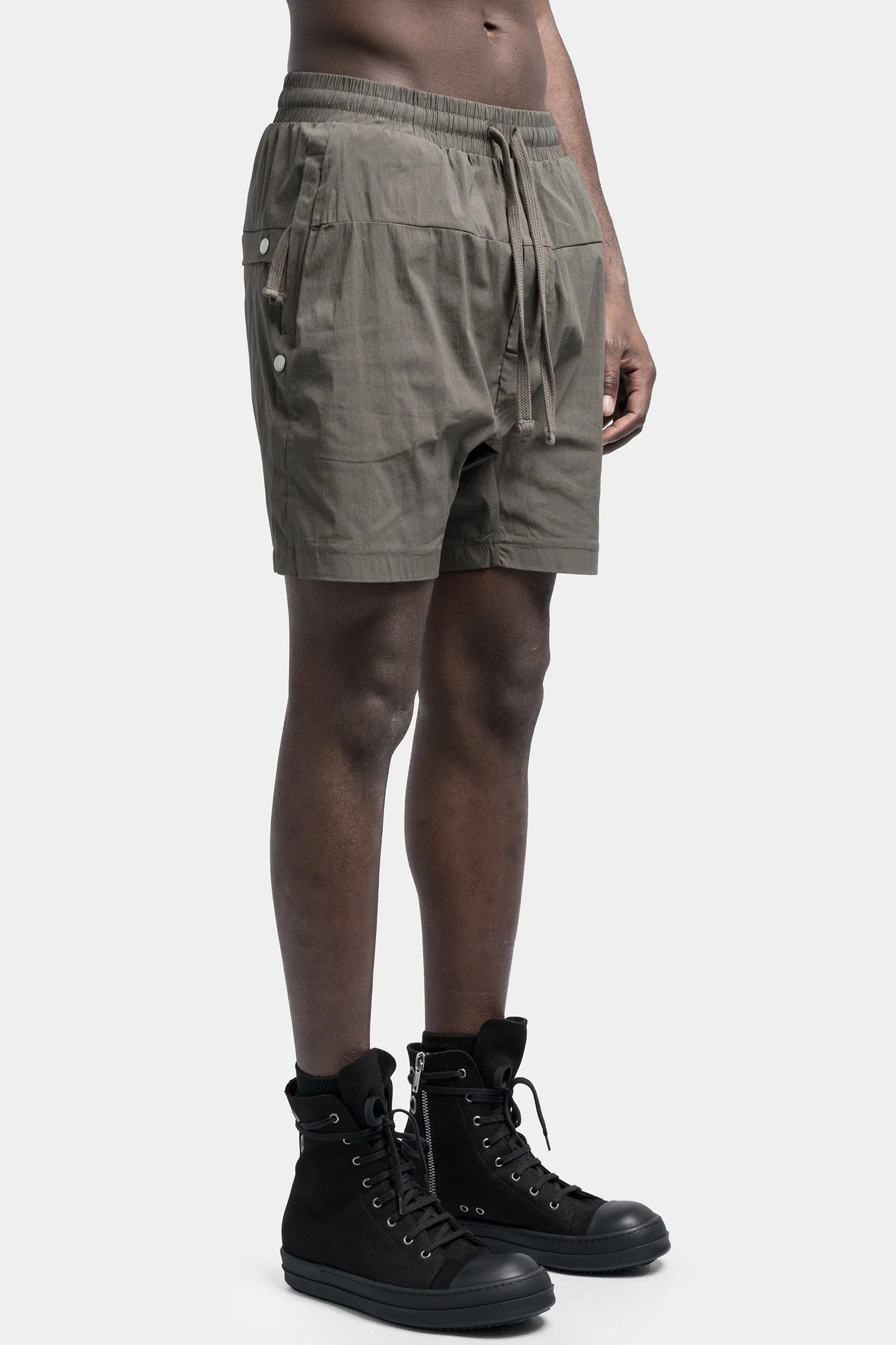 Tech shorts, Ivy green